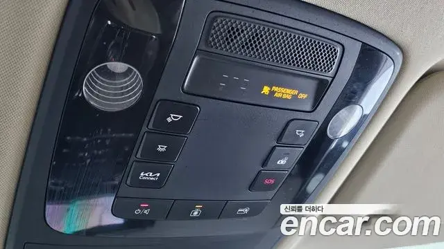 Kia Carnival 2021 — Фото 17/20
