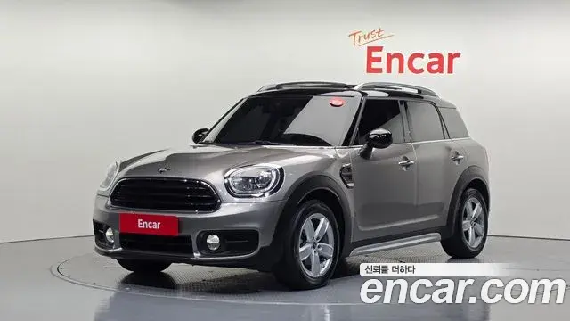 Mini Cooper Countryman 2019 — Фото 1/20