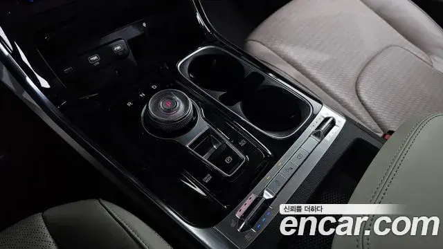 Kia Carnival 2020 — Фото 9/20