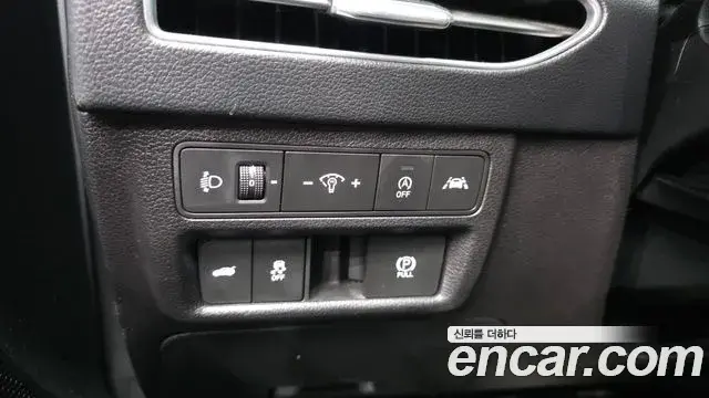 Hyundai Sonata 2021 — Фото 19/20