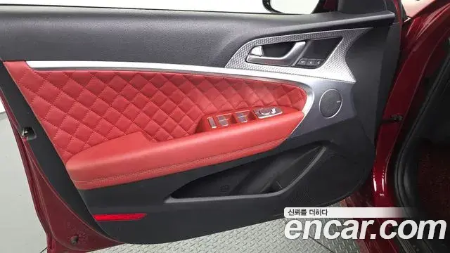 Genesis G70 2022 — ფოტო 17/36