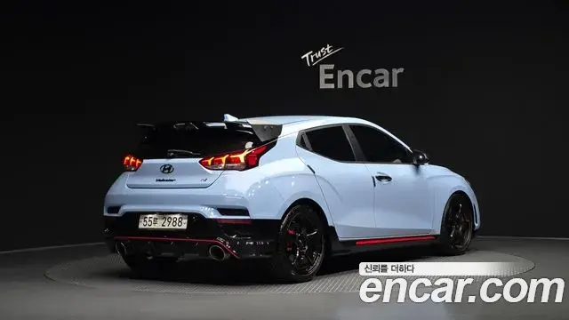 Hyundai Veloster 2018 — Фото 2/20