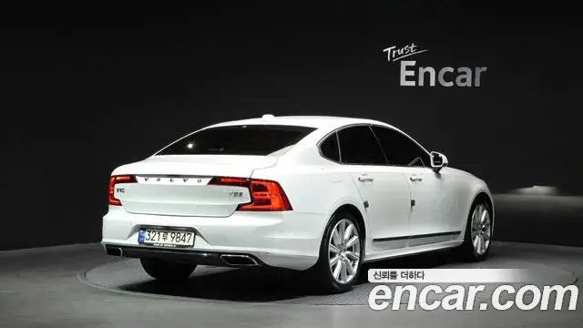 Volvo S90 2019 — Şəkil 15/20