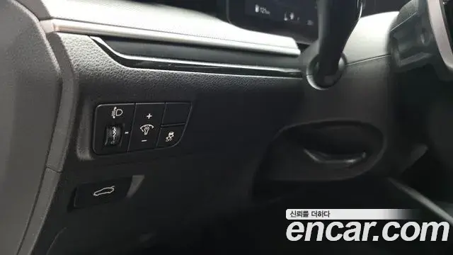 Kia K5 2024 — Photo 30/32