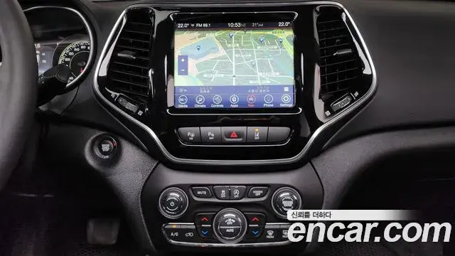 Jeep Cherokee 2022 — Фото 13/20