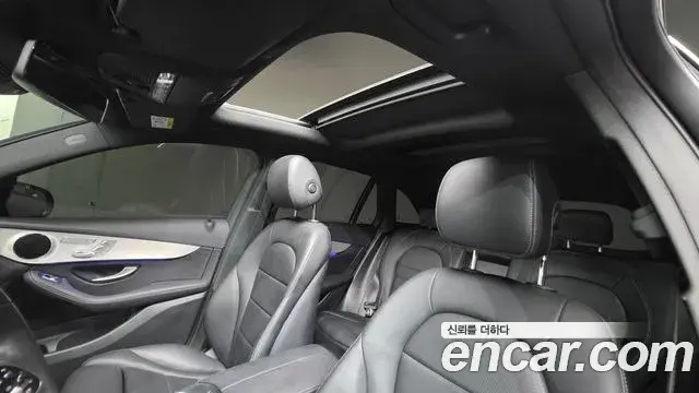 Mercedes-Benz GLC-Class 2020 — Photo 20/20
