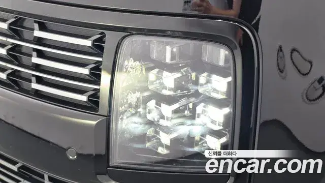 Hyundai Staria 2026 — Photo 7/36