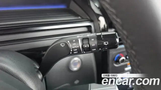Hyundai Staria 2026 — Photo 11/36