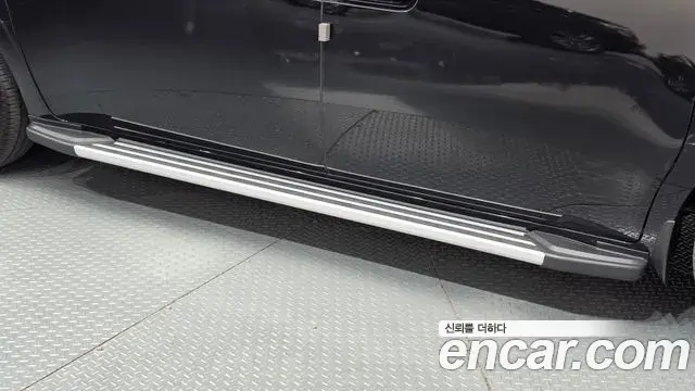 Hyundai Staria 2026 — Photo 29/36