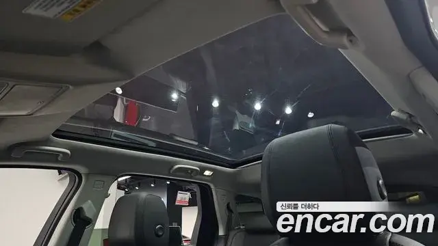 Land Rover Discovery Sport 2019 — ფოტო 24/34