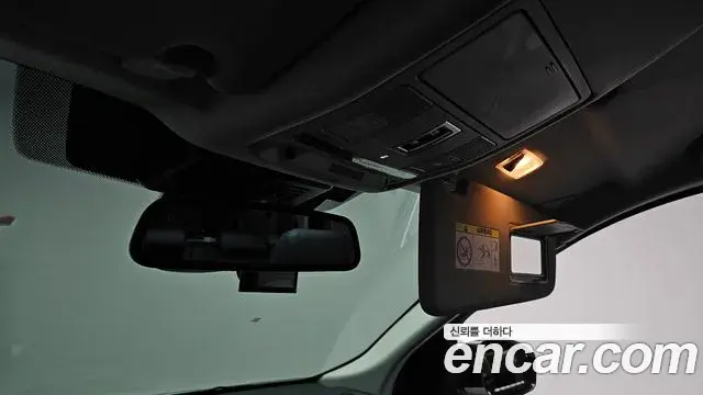 Land Rover Discovery Sport 2019 — ფოტო 19/34