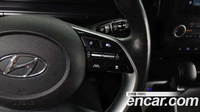 Hyundai Staria 2023 — Фото 18/20