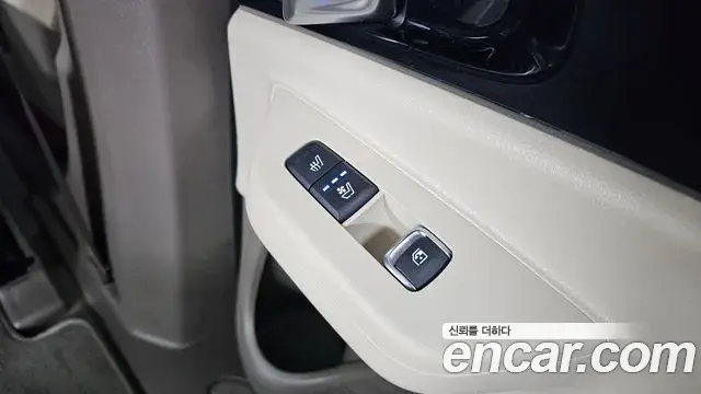 Kia Carnival 2025 — Şəkil 12/34