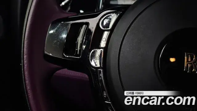 Rolls-Royce Ghost 2020 — ფოტო 15/39