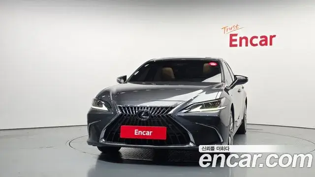 Lexus ES300h 2023 — Şəkil 3/35