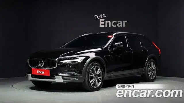 Volvo V90 Cross Country 2018 — Фото 20/20