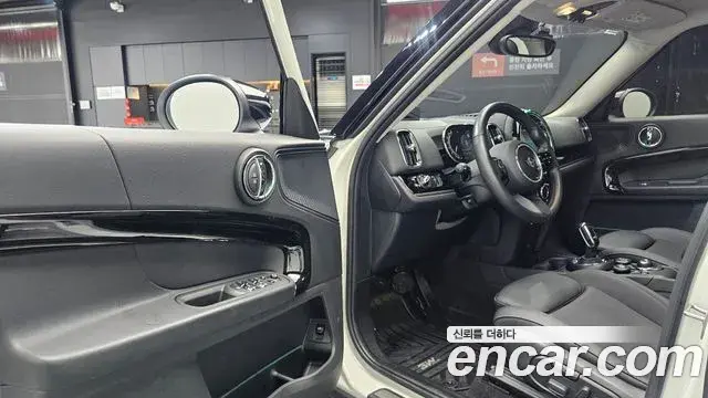Mini Cooper Countryman 2024 — Photo 10/20