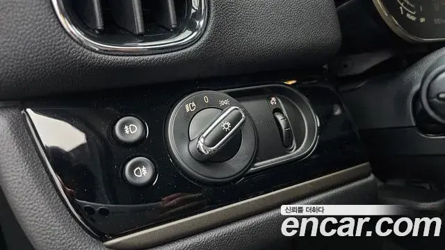 Mini Cooper Countryman 2024 — Photo 18/20