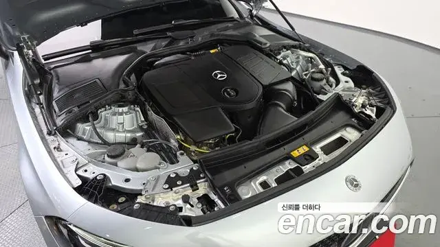 Mercedes-Benz CLE-Class 2025 — Photo 5/20
