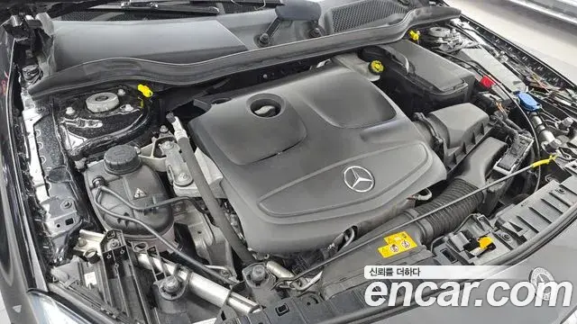 Mercedes-Benz GLA-Class 2018 — Фото 6/20