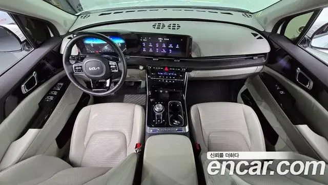 Kia Carnival 2023 — Фото 7/20