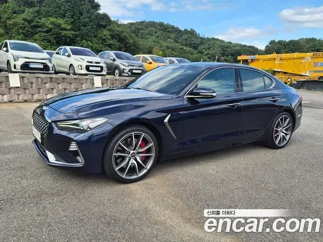 Genesis G70 2018 — Photo 1/20