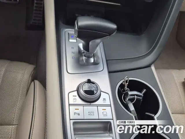 Genesis G70 2018 — Photo 12/20
