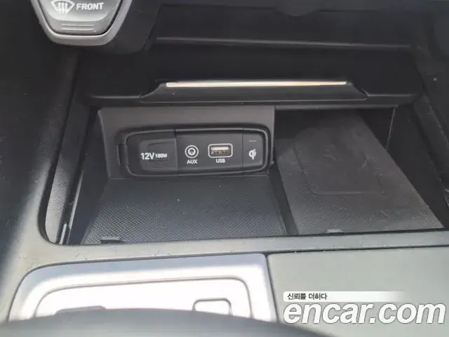 Genesis G70 2018 — Photo 13/20