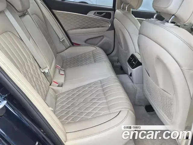 Genesis G70 2018 — Photo 20/20