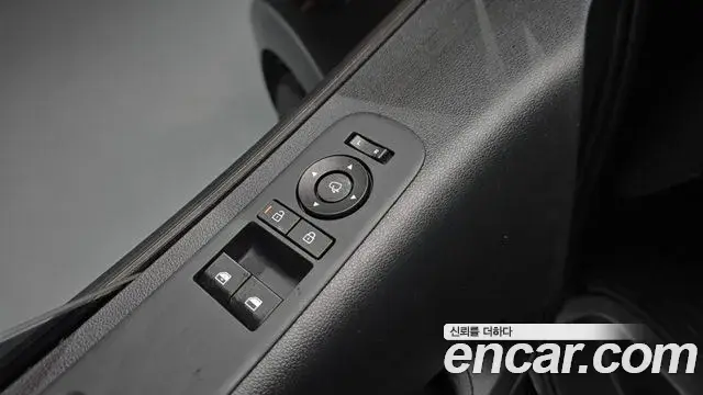 Hyundai Staria 2026 — Photo 15/20