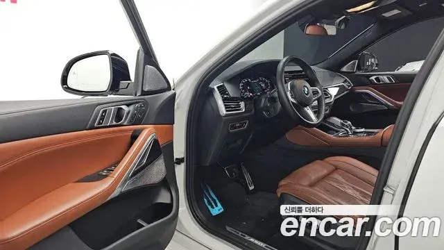 BMW X6 2023 — Фото 10/20