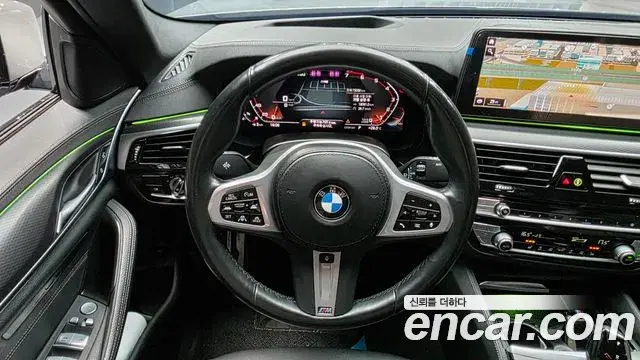 BMW 5 Series 2022 — Фото 13/20