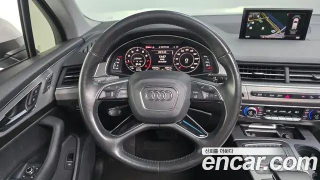 Audi Q7 2019 — Фото 13/20