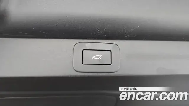 Land Rover Range Rover 2023 — ფოტო 23/30