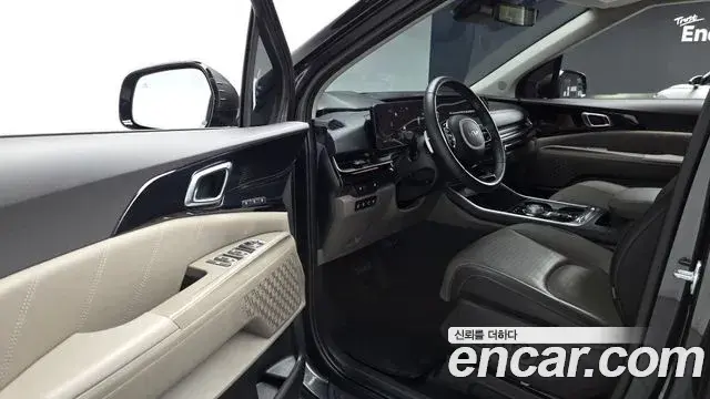 Kia Carnival 2024 — Photo 10/20