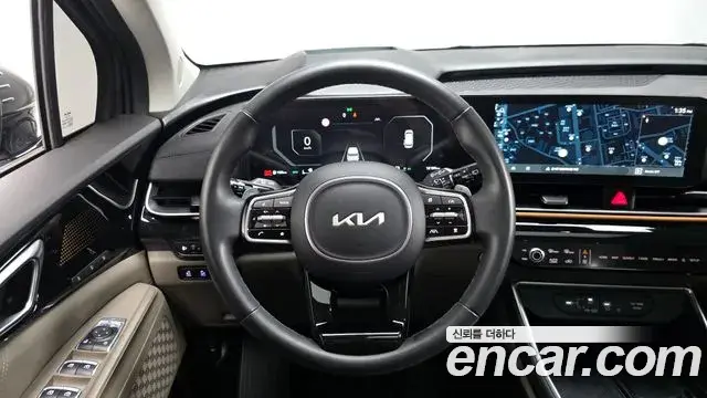 Kia Carnival 2024 — Photo 13/20