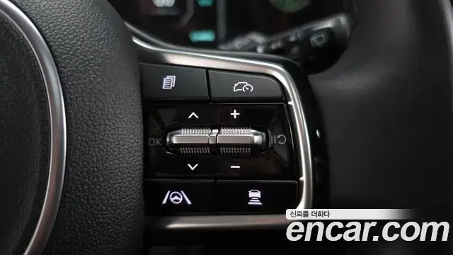 Kia Carnival 2024 — Photo 18/20
