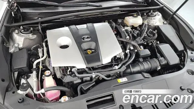 Lexus ES300h 2019 — Şəkil 6/20