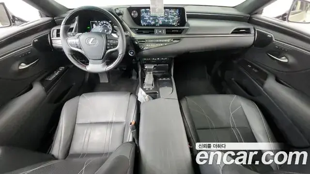 Lexus ES300h 2019 — Şəkil 7/20