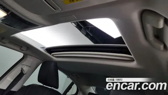 Lexus ES300h 2019 — Şəkil 18/20