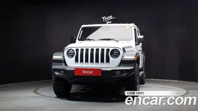Jeep Wrangler 2019 — Фото 3/20