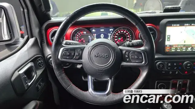 Jeep Wrangler 2019 — Фото 13/20
