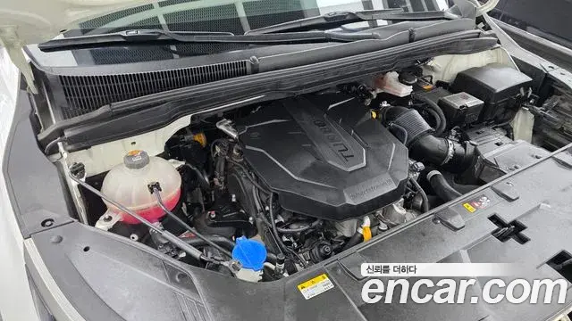 Kia Carnival 2023 — Photo 6/20