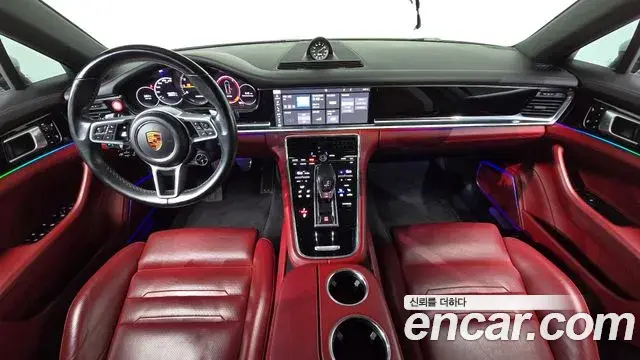 Porsche Panamera 2018 — Фото 7/20