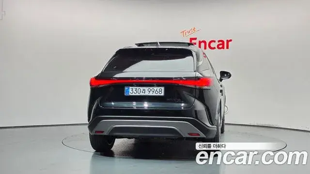 Lexus RX350h 2024 — Şəkil 12/20