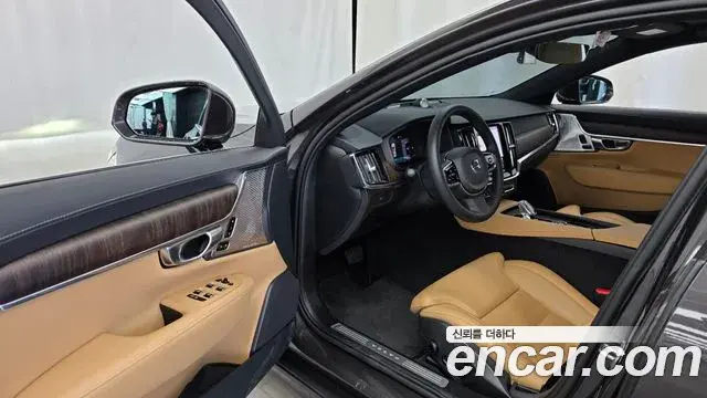Volvo S90 2023 — Фото 10/20
