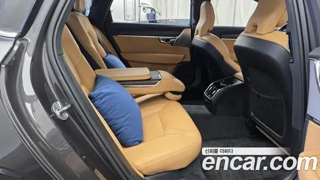 Volvo S90 2023 — Фото 11/20