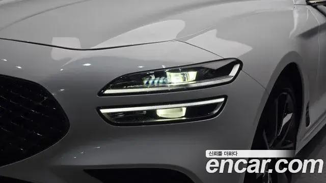 Genesis G70 2021 — Photo 27/33