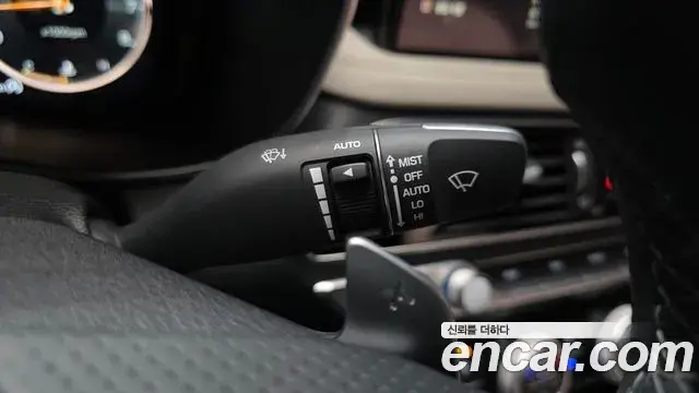 Genesis G70 2021 — Photo 19/33