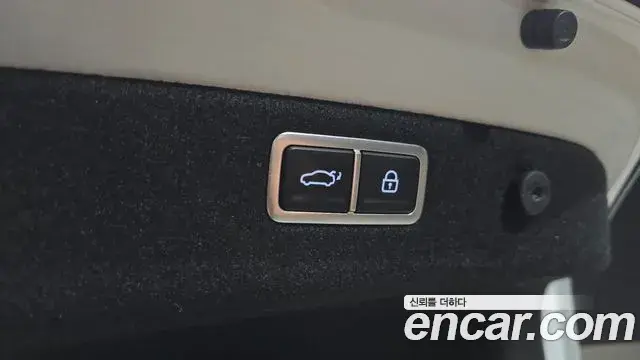 Genesis G70 2021 — Photo 9/33